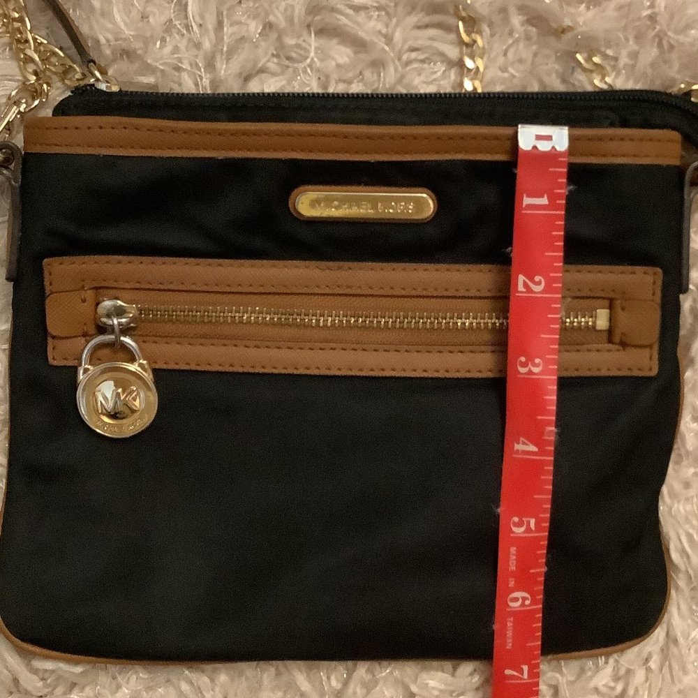EUC Michael Kors Nylon Crossbody - Picture 12 of 13